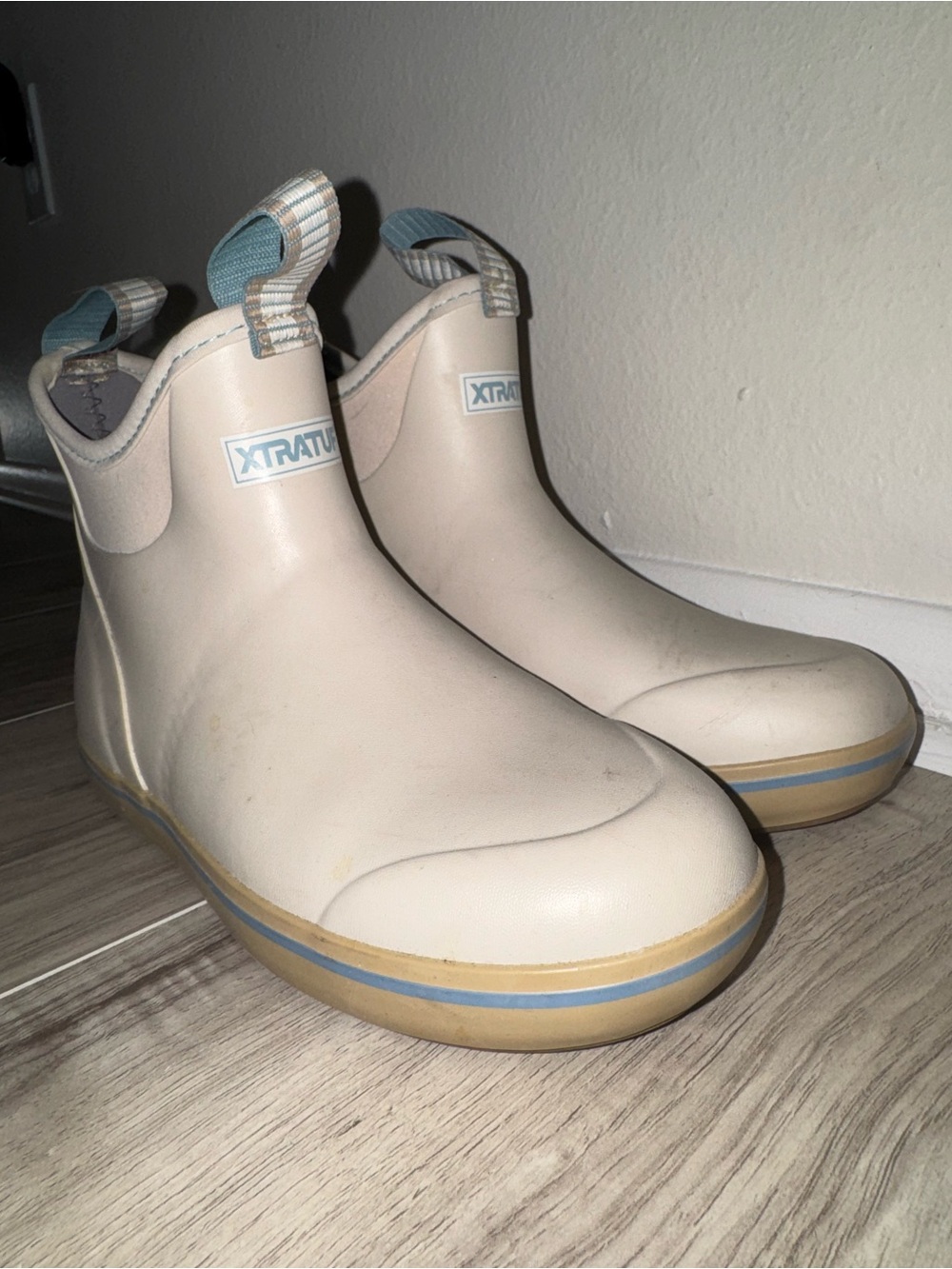 XTRATUF Women's Pale Pink Short Rain Boots